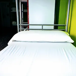  Albergue Onefam Les Corts Espanha