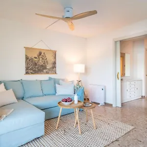  Apartment Marsella Spain