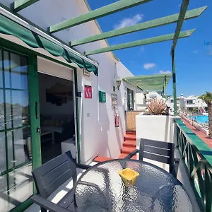 Apartamento Mar Y Volcán - Vista Mar - Piscina - Playa 5 Min. - Wifi, Puerto del Carmen (Lanzarote)